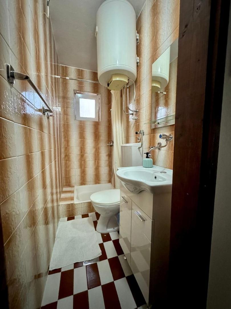 Hotel Casa Family Ulcinj Esterno foto
